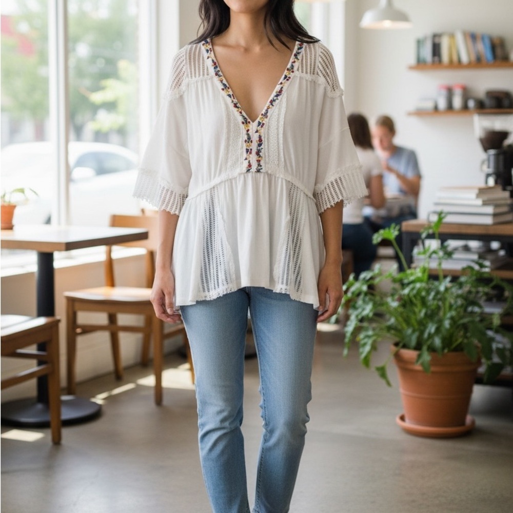 POL White Embroidered Blouse